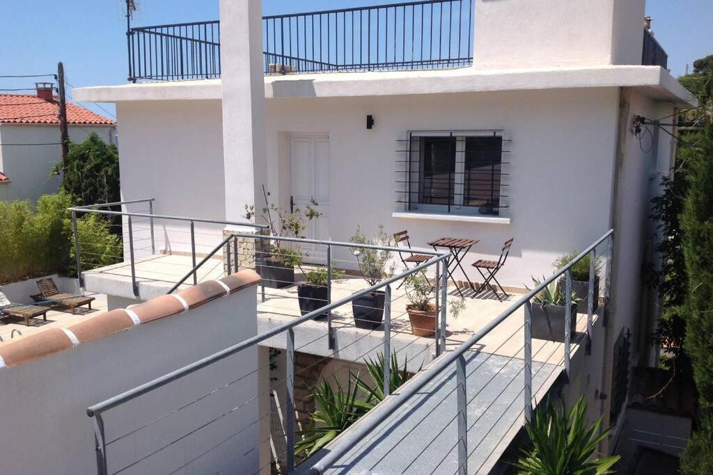 Sur La Corniche Apartment