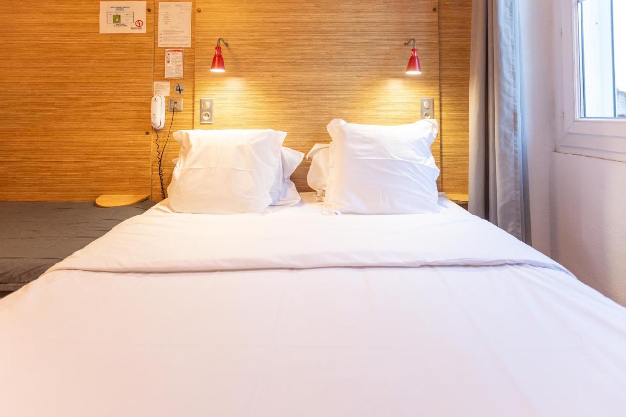 Hotel Edmond Rostand 3*