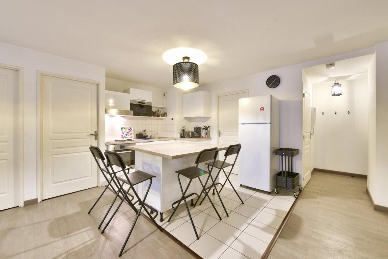Modern 2 Bedroom Flat 3min From The Vieux Port *