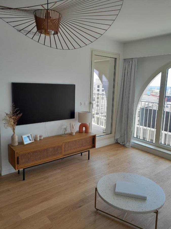 Porte Bleue Apartment *