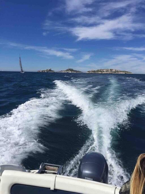 T2 Calme , Climatise Et Piscine Privee * Marseilles
