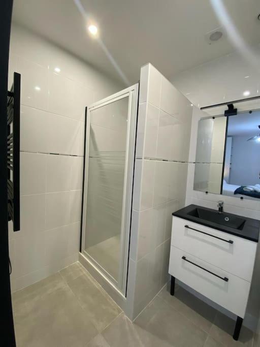 Apartment Rez De Jardin Vue *