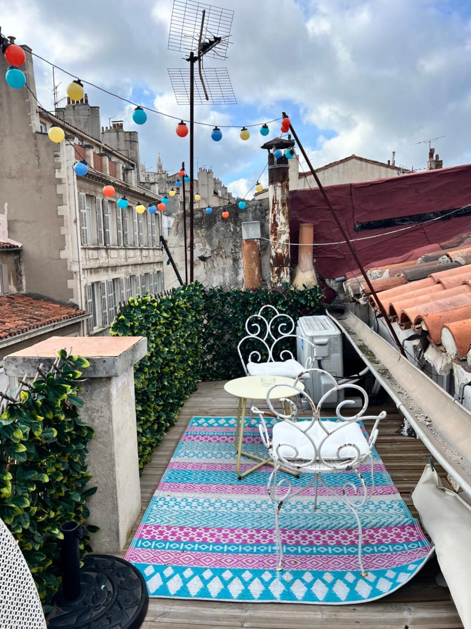 Jungle Apartment Marseilles