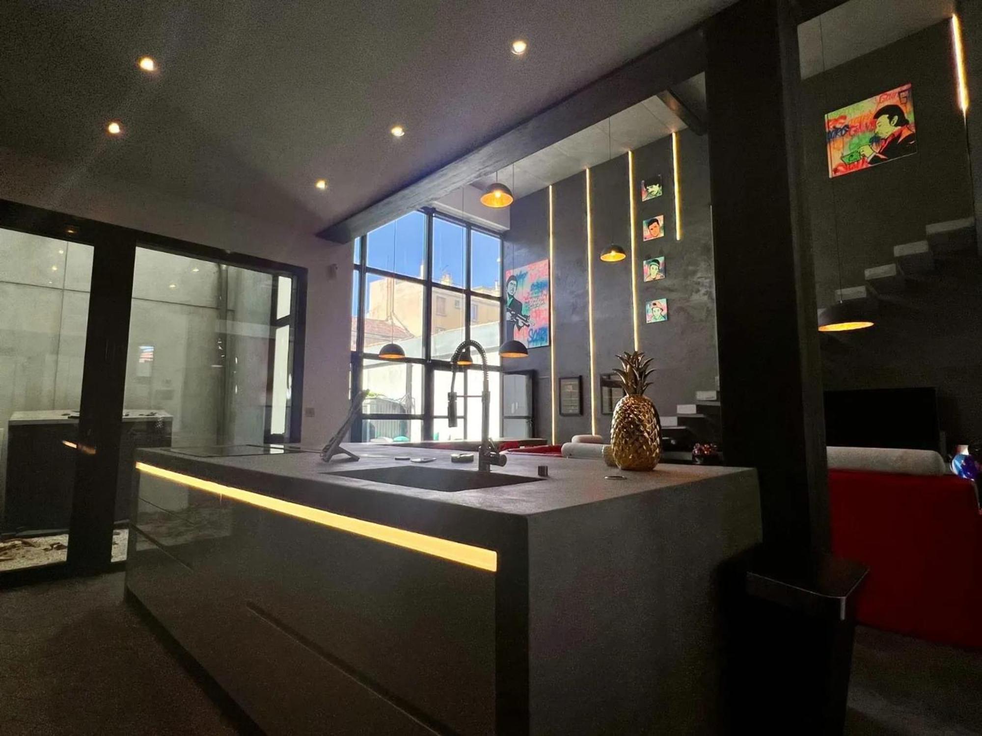 Villa Elegante A Avec Grande Piscine Privee *