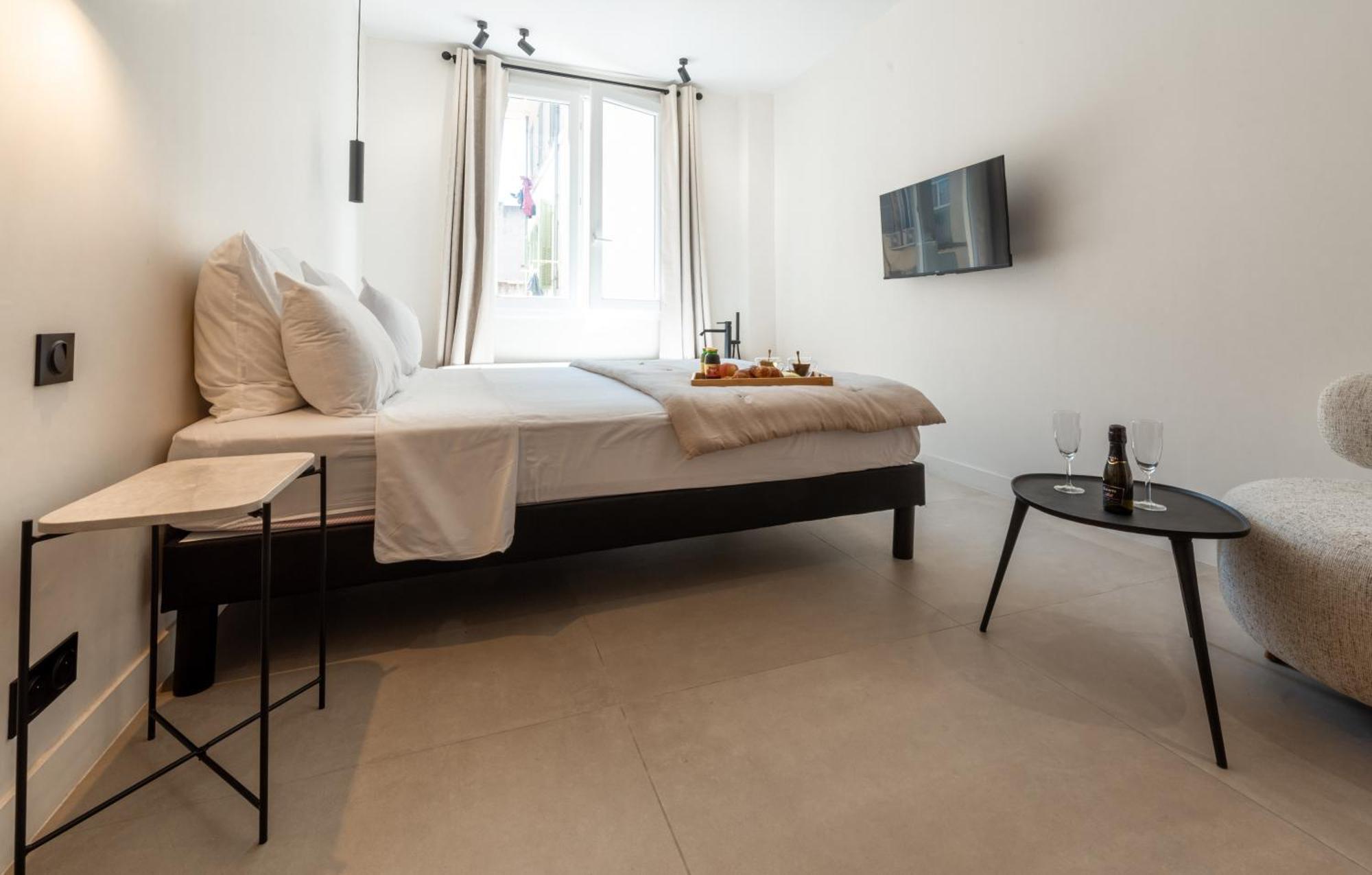 Hotel Mouchki Marseilles