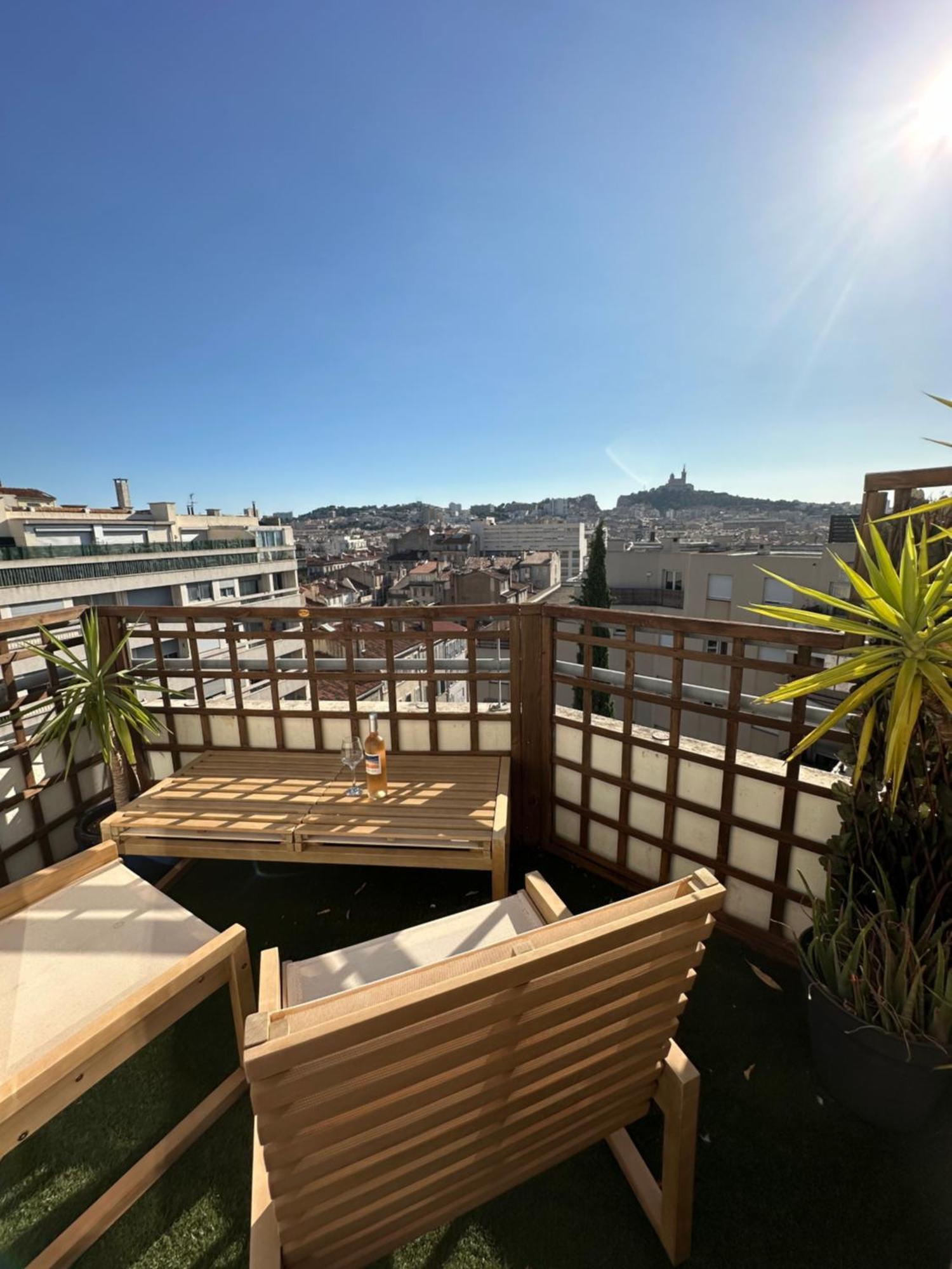 Stunning Rooftop, Near Cours Julien Apartment Marseilles