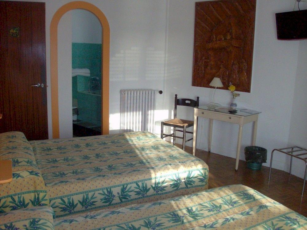 Peron 3* Marseille