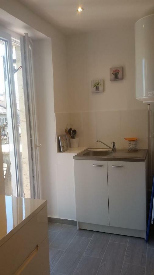 Apartment Frederic Chevillon Marseilles