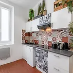 Suites En Plein Coeur Du Panier Et Vieux Port