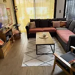 Jolie Villa Bali-Style
