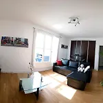 Les Appartements Du Vieux-Port: Appartement Haussmannien