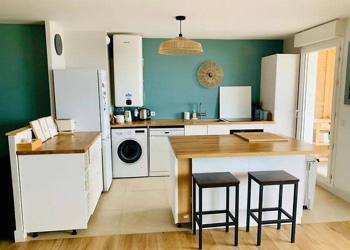 Tres Bel Appartement Renove, Grande Terrasse Vue Mer