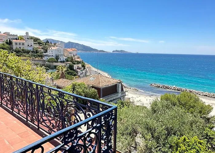 Villa Valentine, Vue Panoramique Sur La Mer Et Les Iles, Corniche Kennedy, Marseille