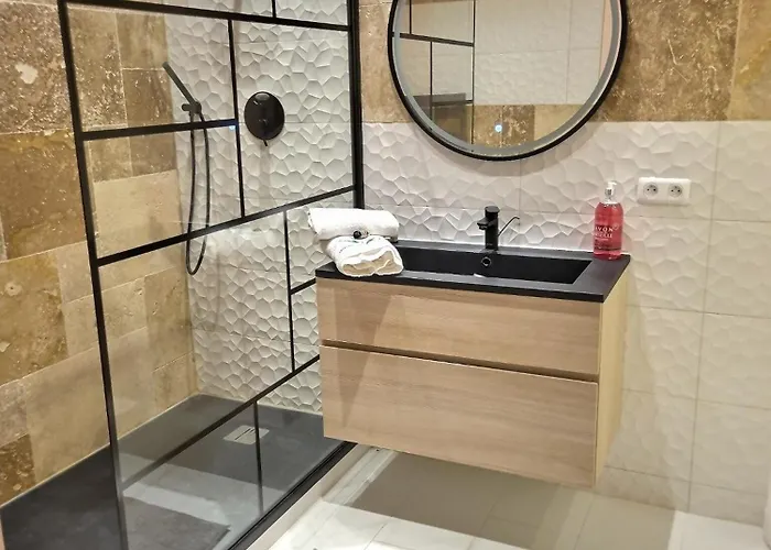 Appartement T2 Panier Vieux Port Renove