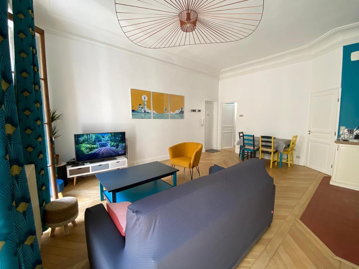 Superbe T2 Haussmannien Au Coeur De Appartement *