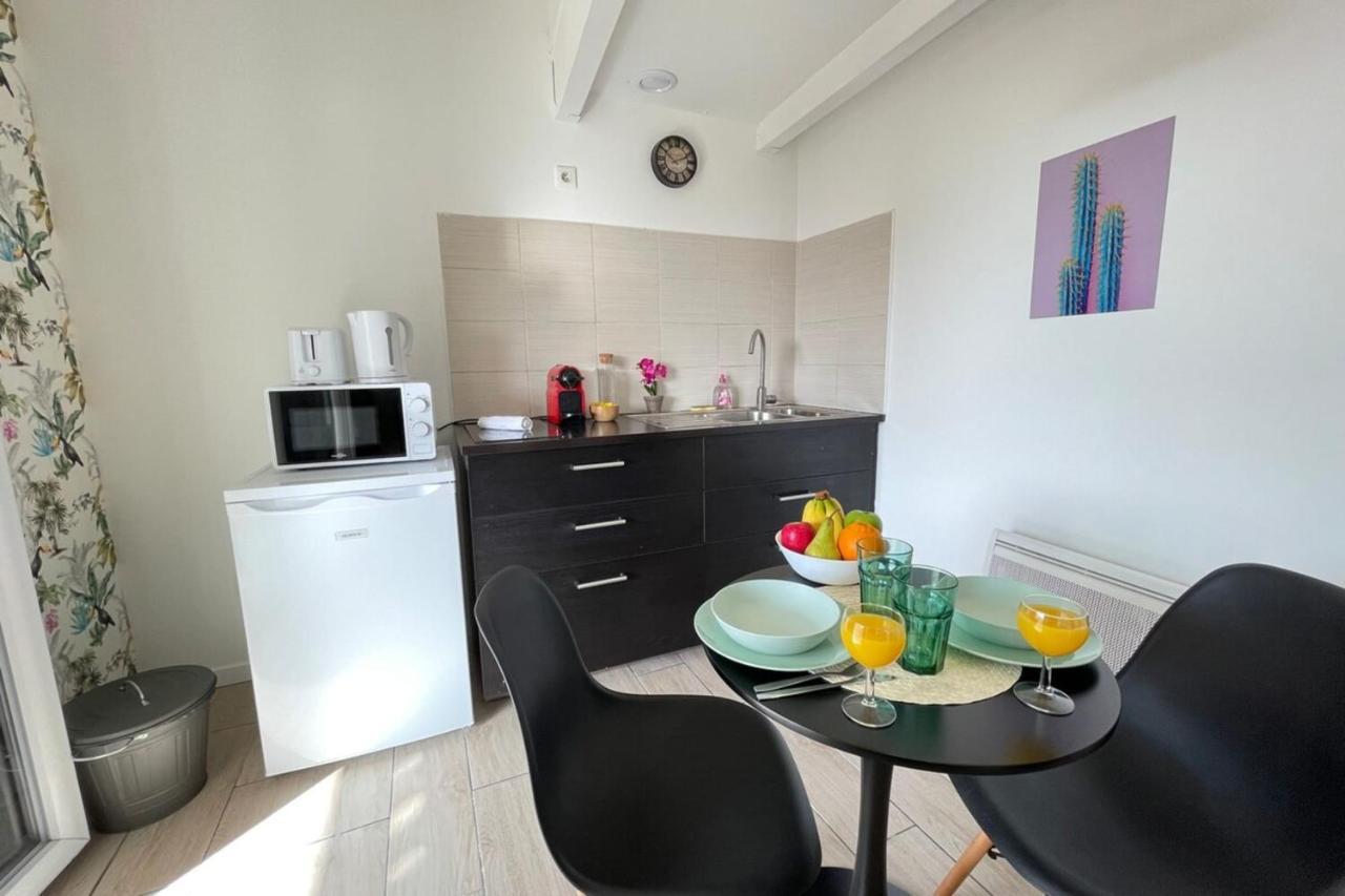 Le Jungle By Anderslocationterrassewifi-netflix Appartement