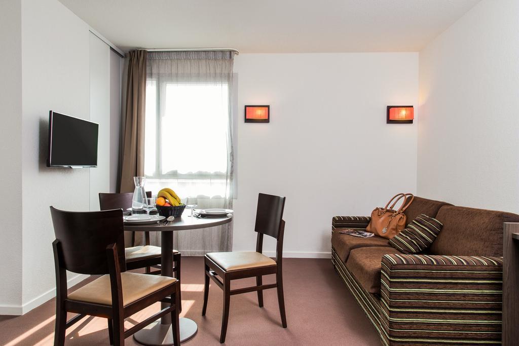 Aparthotel Adagio Access Saint Charles Marseilles