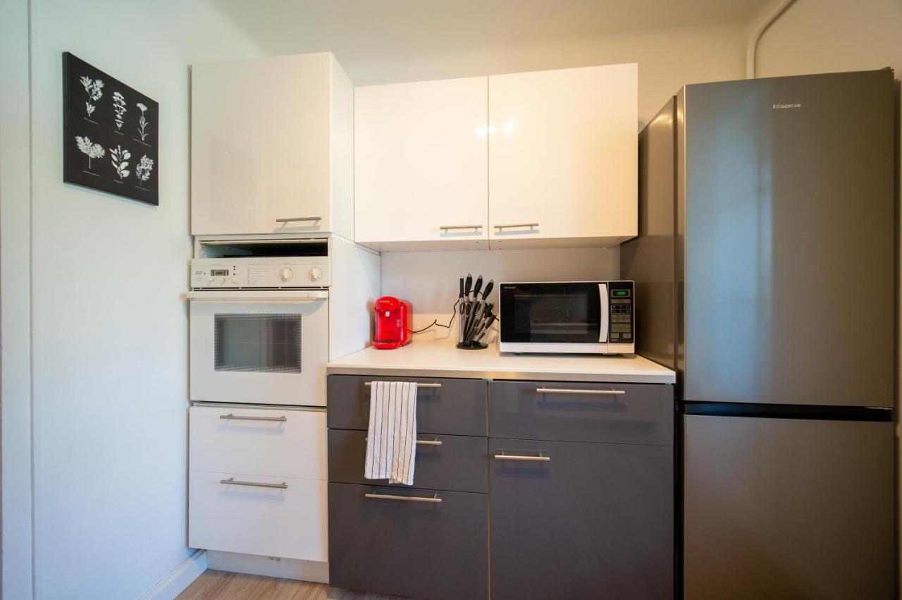 Apartment 3 Chambres Equipe 6-8 Personnes Marseille