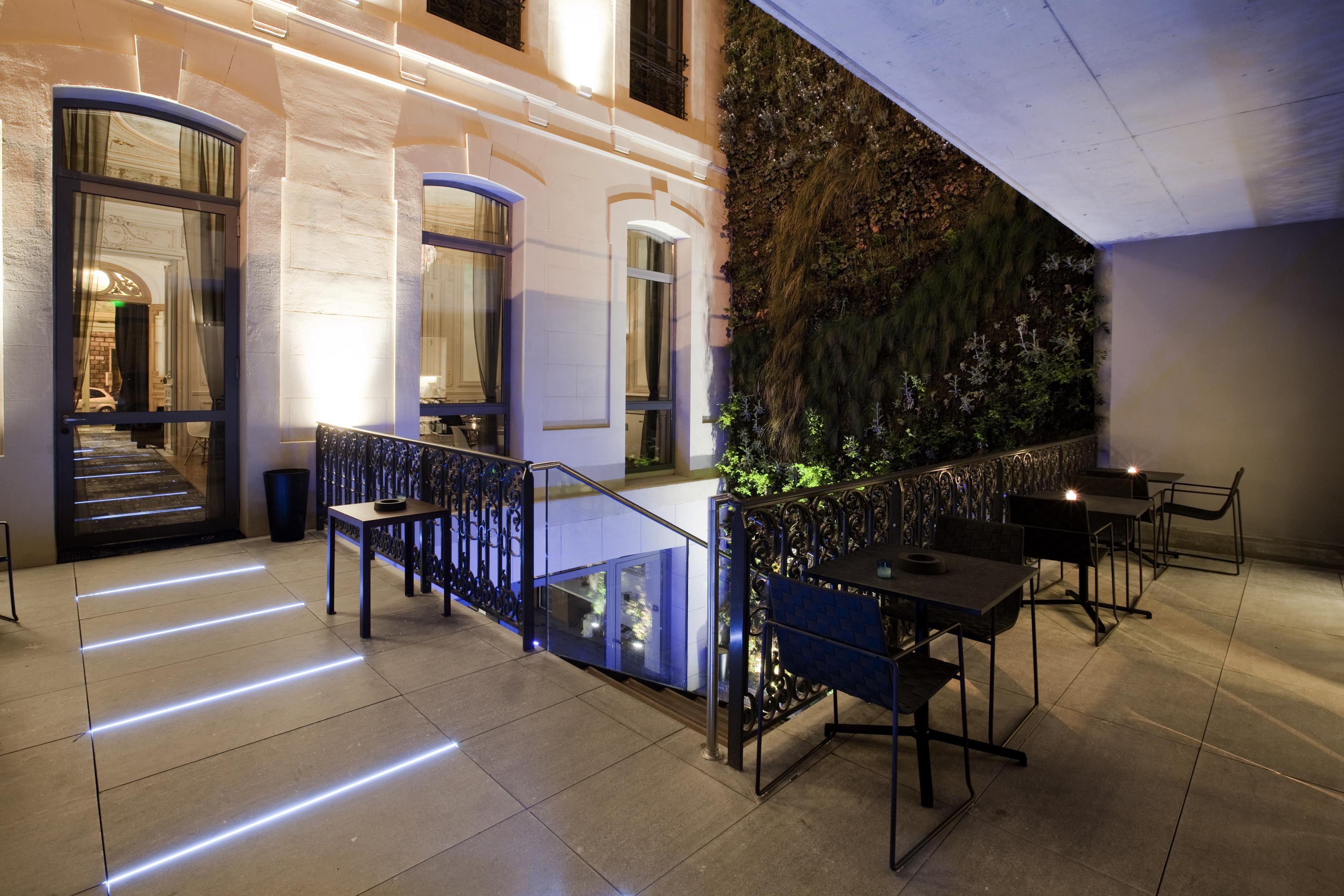 Hotel C2 5*
