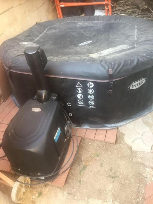 Hébergement de vacances Sidonie : Jardin+jacuzzi En Ete, A 17min A Pied
