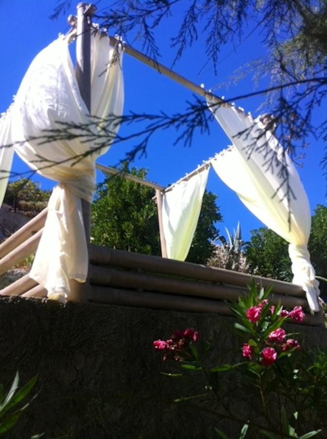 Maison Chaleureuse Au Coeur Des Calanques De + Jardin. Ferienhaus *