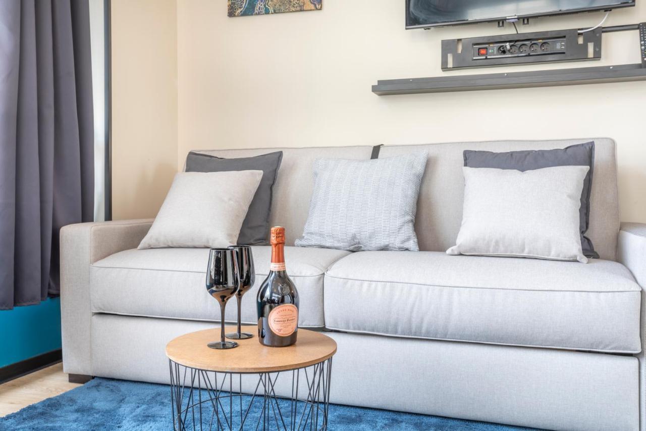 Adira Resid'marseille Vieux-port 2 Etoiles Apartment Marseilles