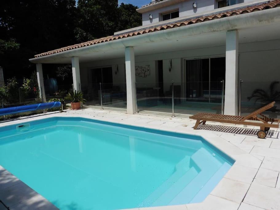 Magnifique Privee Avec Piscine Proche Villa Marseille