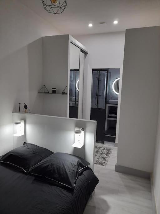 Apartment T2 Lumineux A La Joliette *