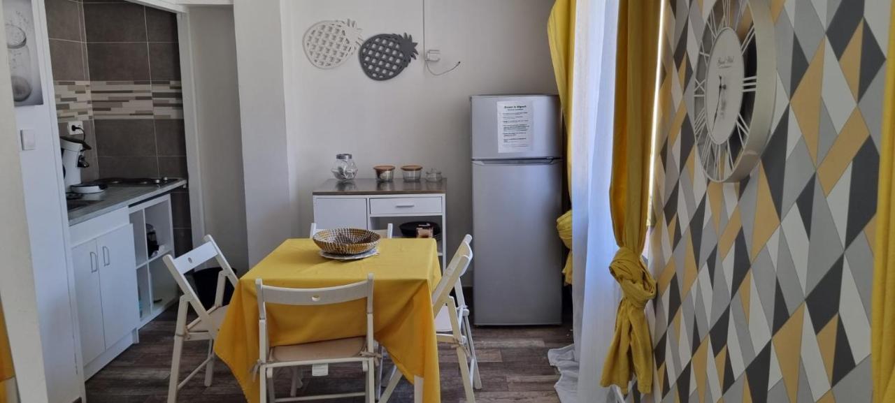 Lemon Tree - Vieux Port Apartment Marseilles