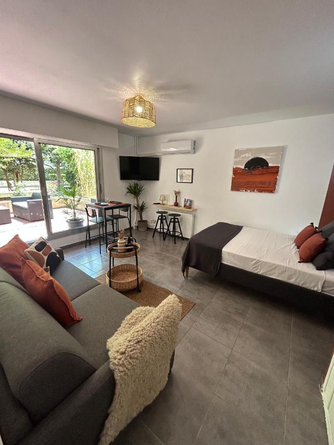 D'edmond Rome Favier Apartment Marseilles