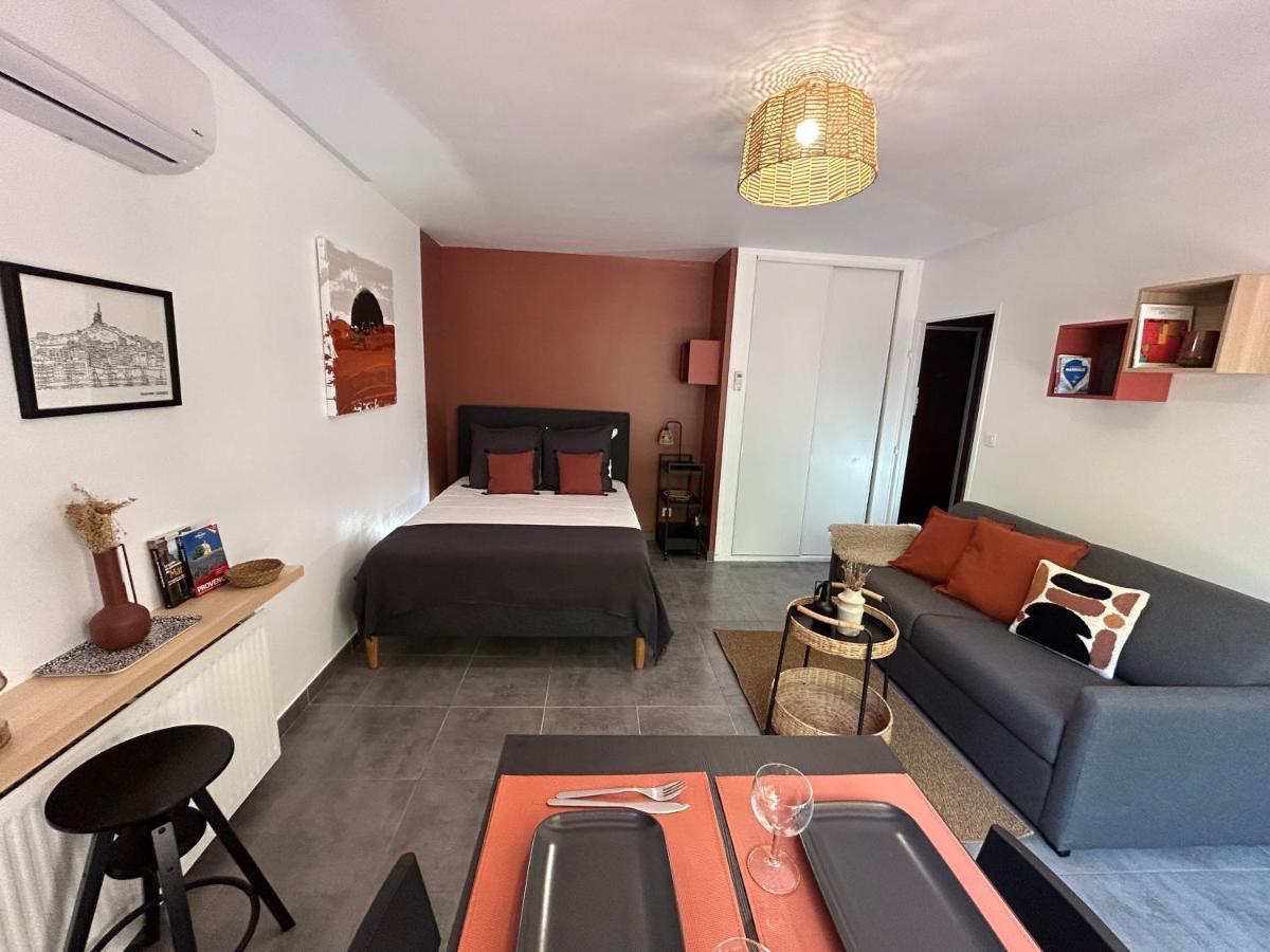 D'edmond Rome Favier Apartment Marseilles