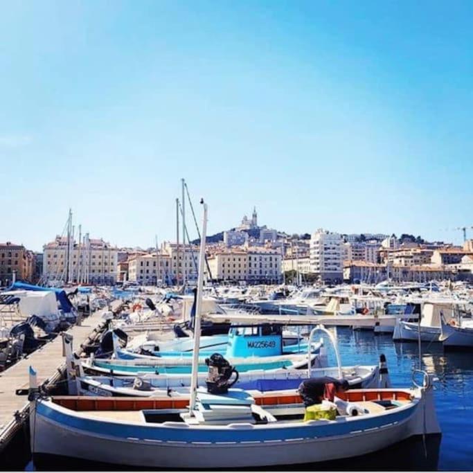 Studio-valentine Climatisee Avec Piscine Chauffee * Marseilles