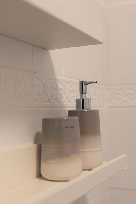 Maison De Roucas Blanc *