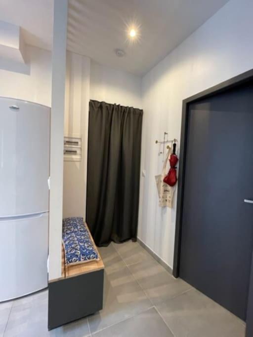 Apartment Cote Cour Marseilles
