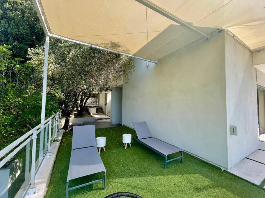 Villa Jfk *