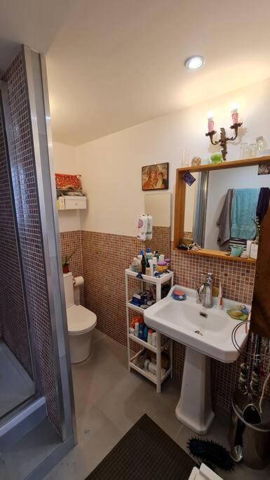 Apartment Agreable Maison De Avec Patio Marseille