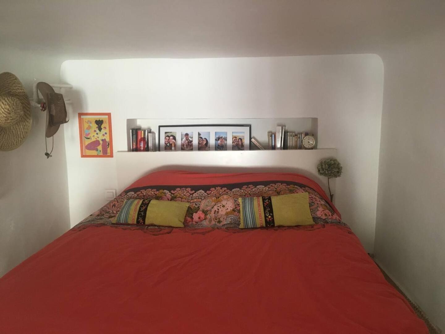 Loft Lumineux Et Colore En Plein Centre Apartment Marseille