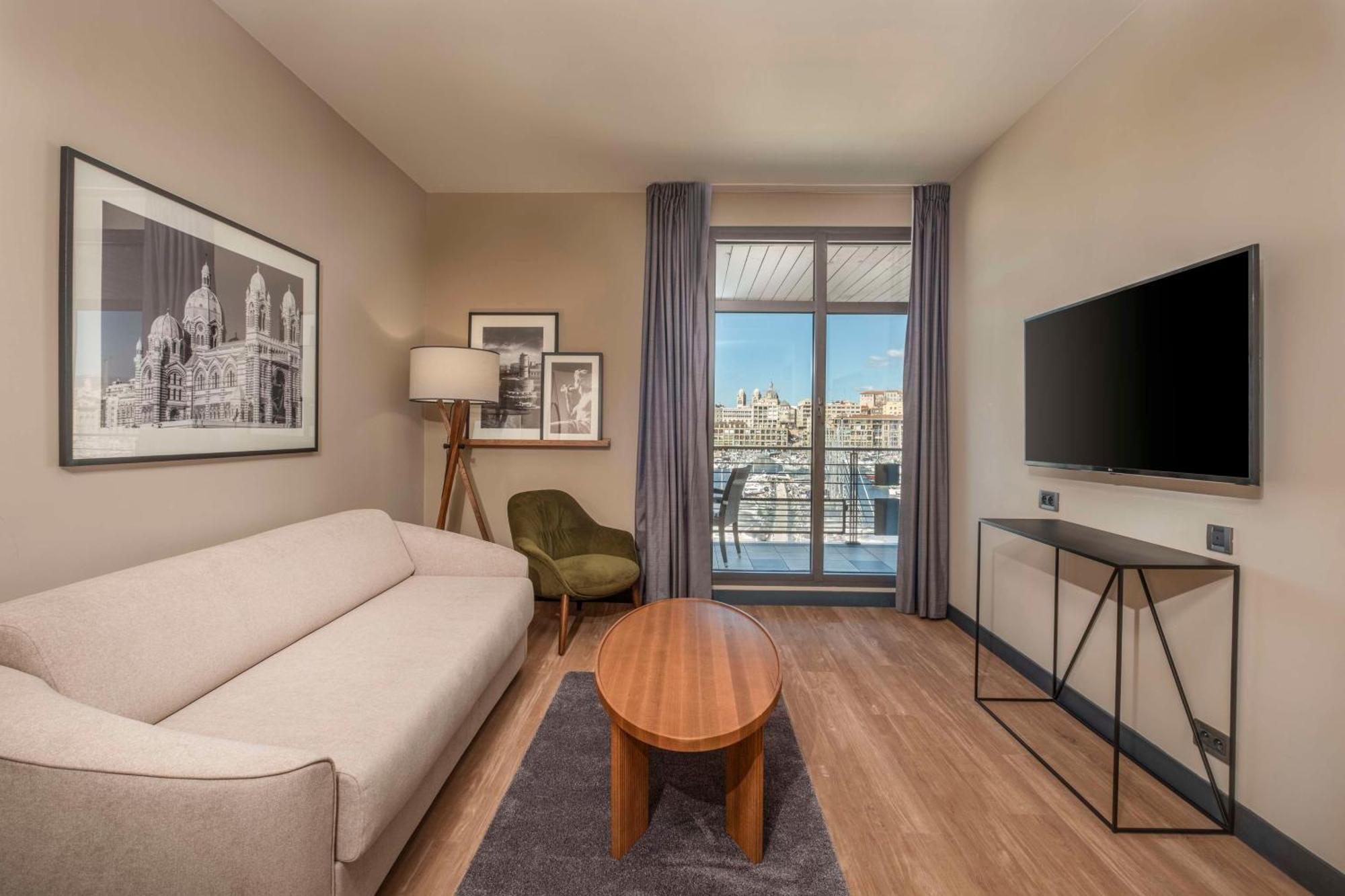Radisson Blu Vieux Port