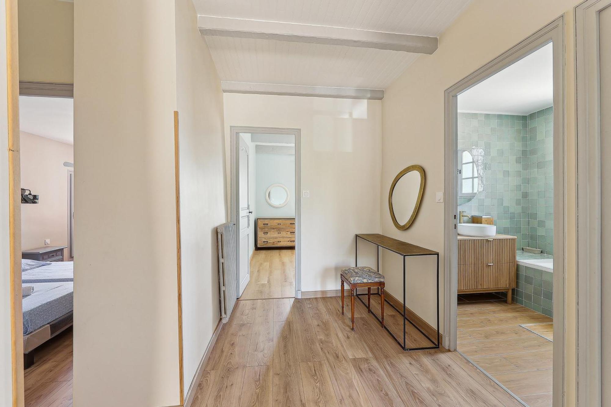 Hébergement de vacances Charmante Maison Sur