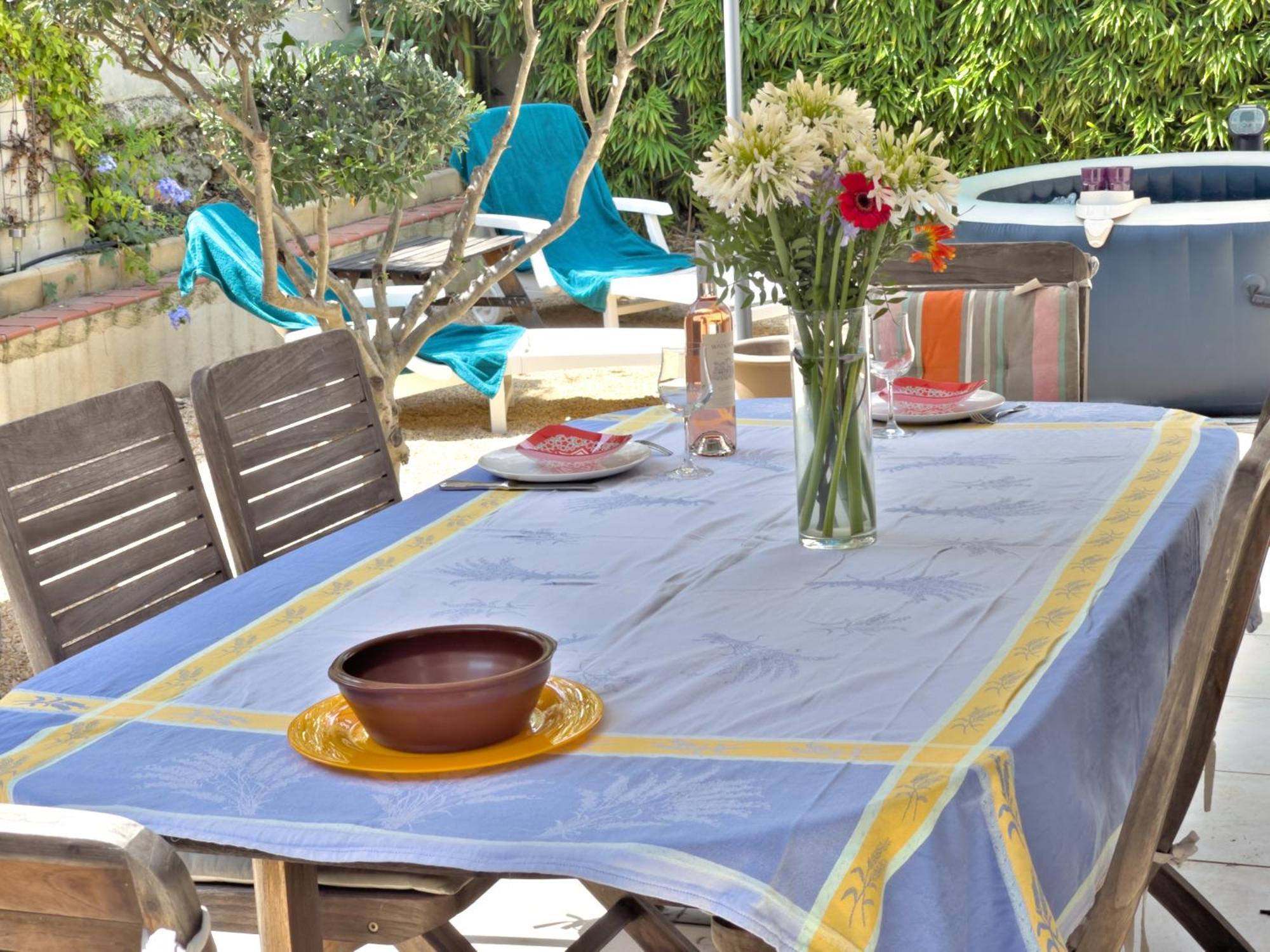 Confort Jacuzzi Barbecue Clim Parking *