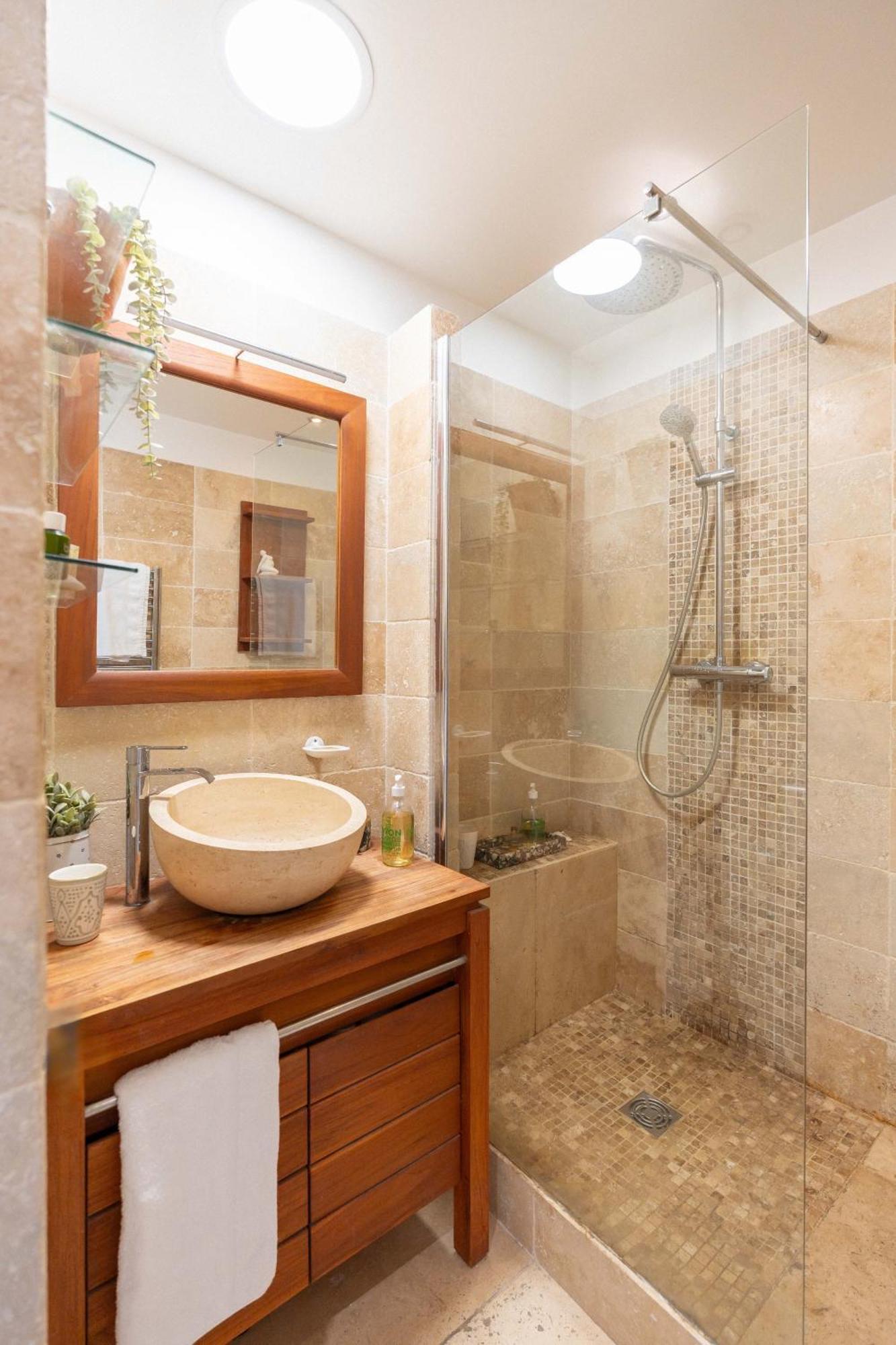 Serenity Escape - Sea View & Sunset Apartment Marseilles