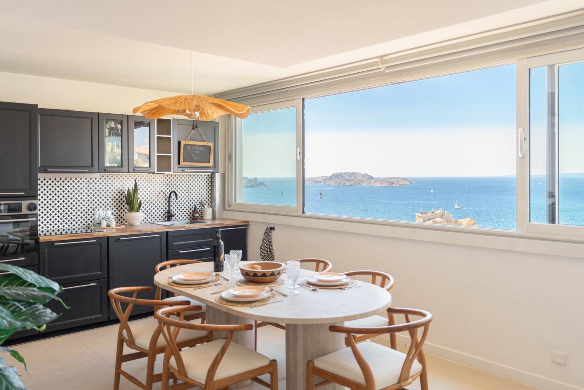 Apartment Serenity Escape - Sea View & Sunset Marseilles