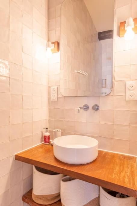 Appartement Halte Poetique Au Panier 2 Balcon & Clim