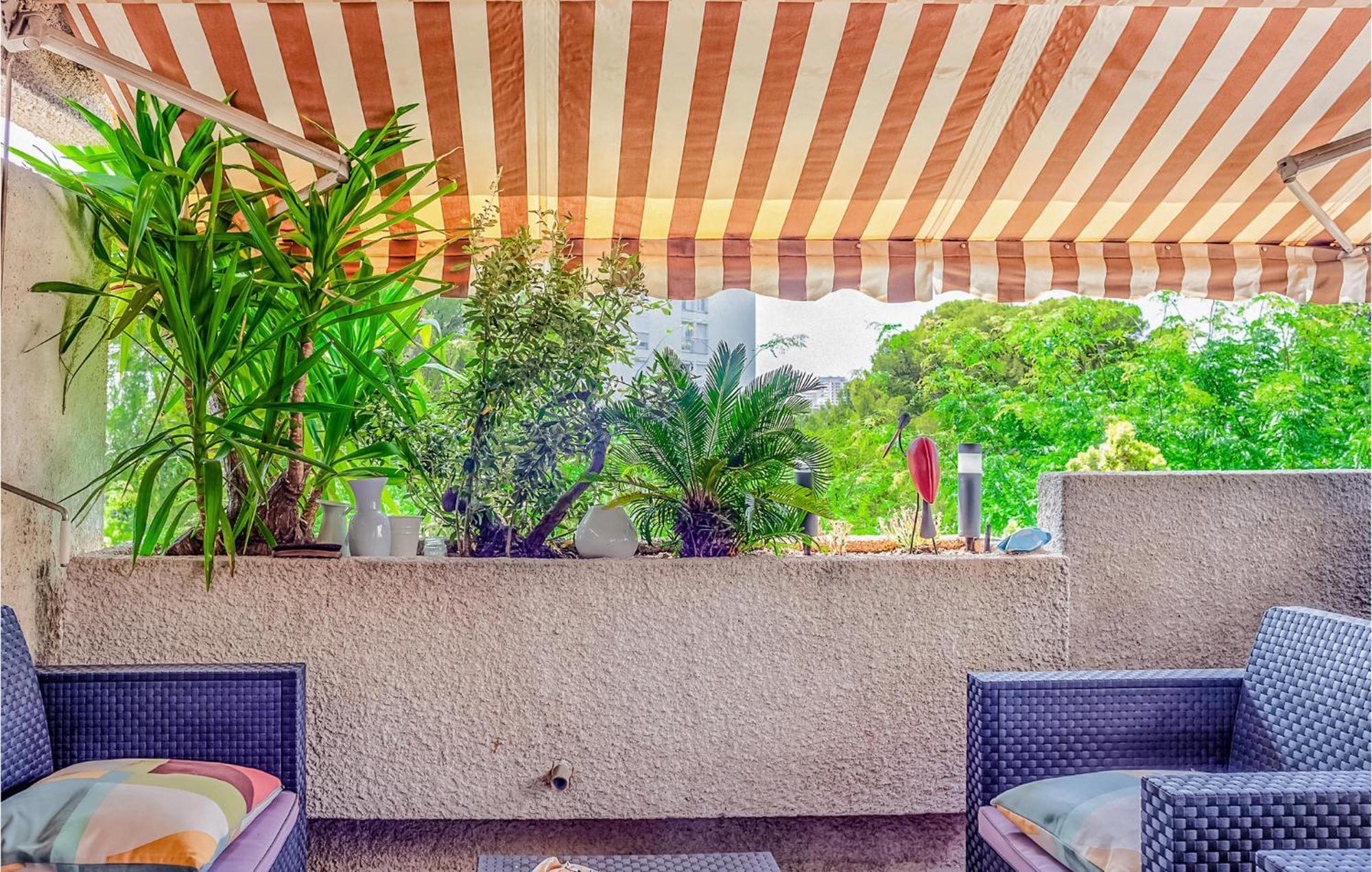 Amazing Apartment In Marseille With Kitchen