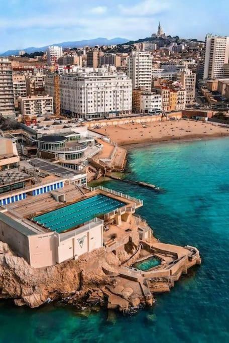 Superbe A 2m De La * Marseille