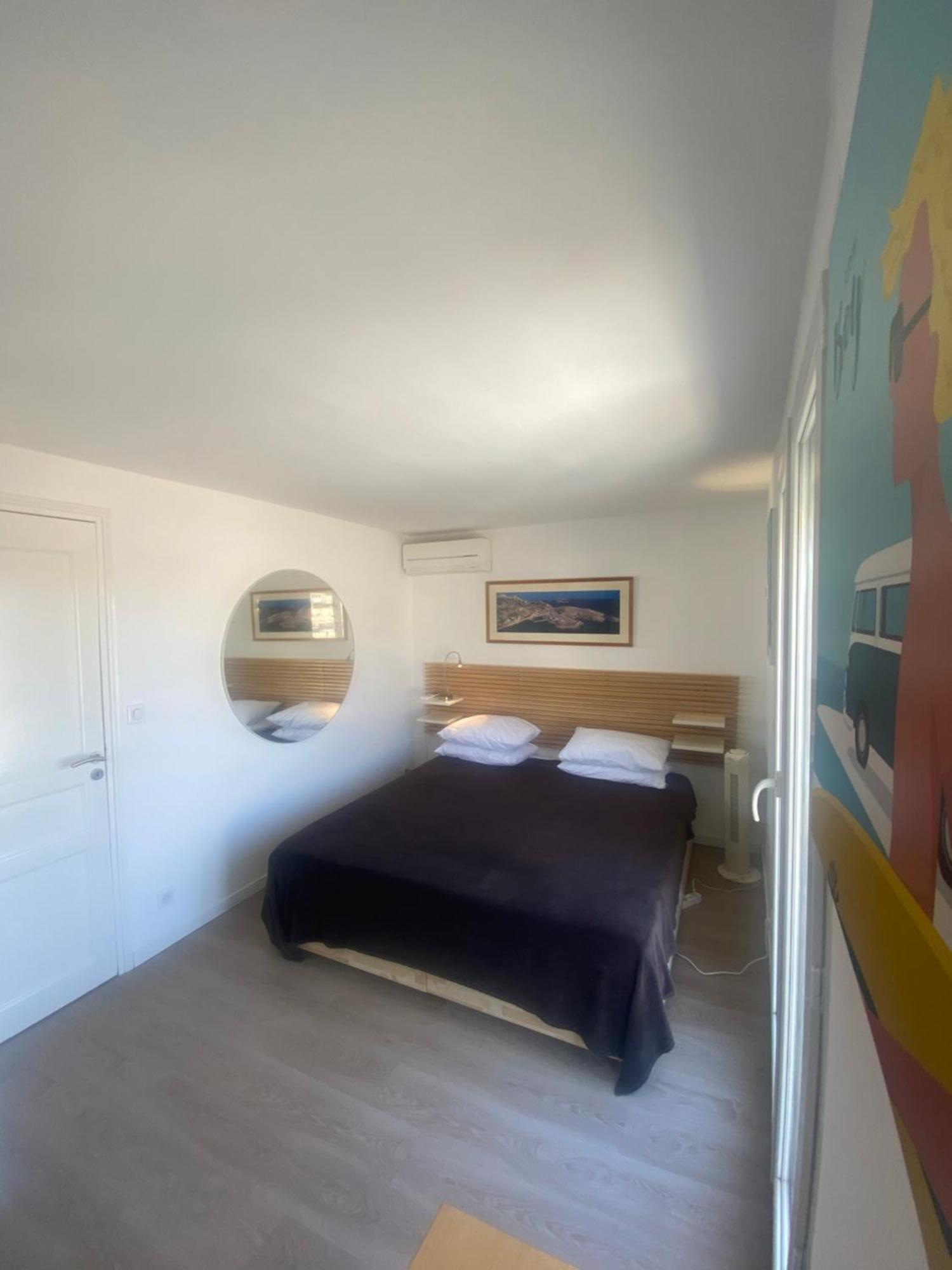 Ferienhaus Au Coeur Du Parc National Du Massif Des Calanques, La Flibuste Des Goudes, Maison 2 Chambres, Climatisee, Jardins, Solarium, Proche Plage, Large Vue