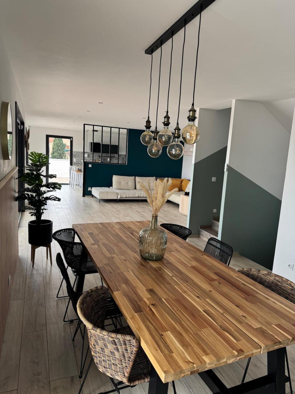L Imprenable Villa