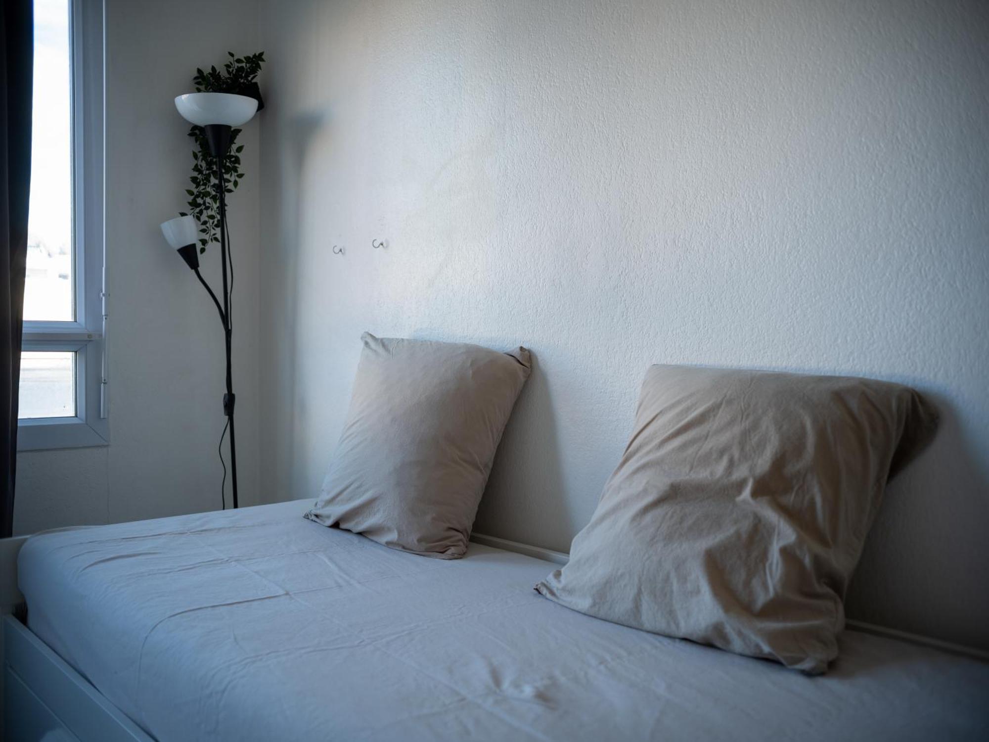 Appartement Equipe Avec Parking A 6min A Pied De La Gare St Charles Marseille