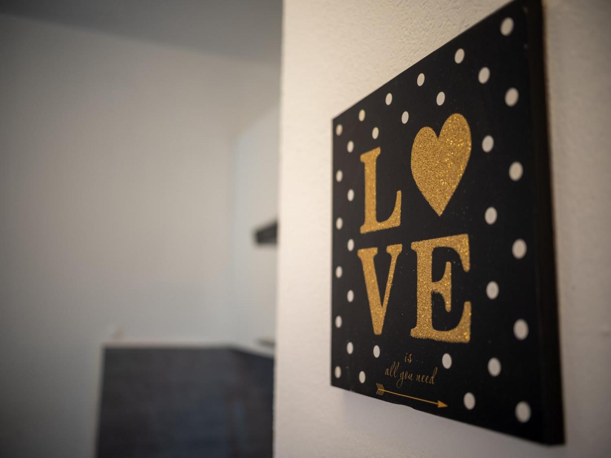 Equipe Avec Parking A 6min A Pied De La Gare St Charles Appartement Marseille