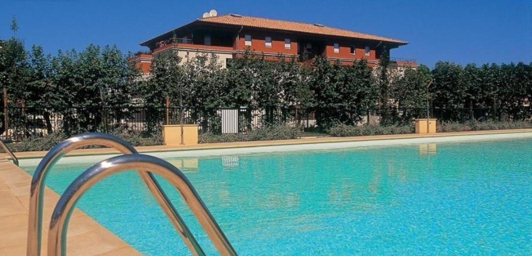Superbe T2 Confort & Elegance Parking Prive & Piscine Marseilles